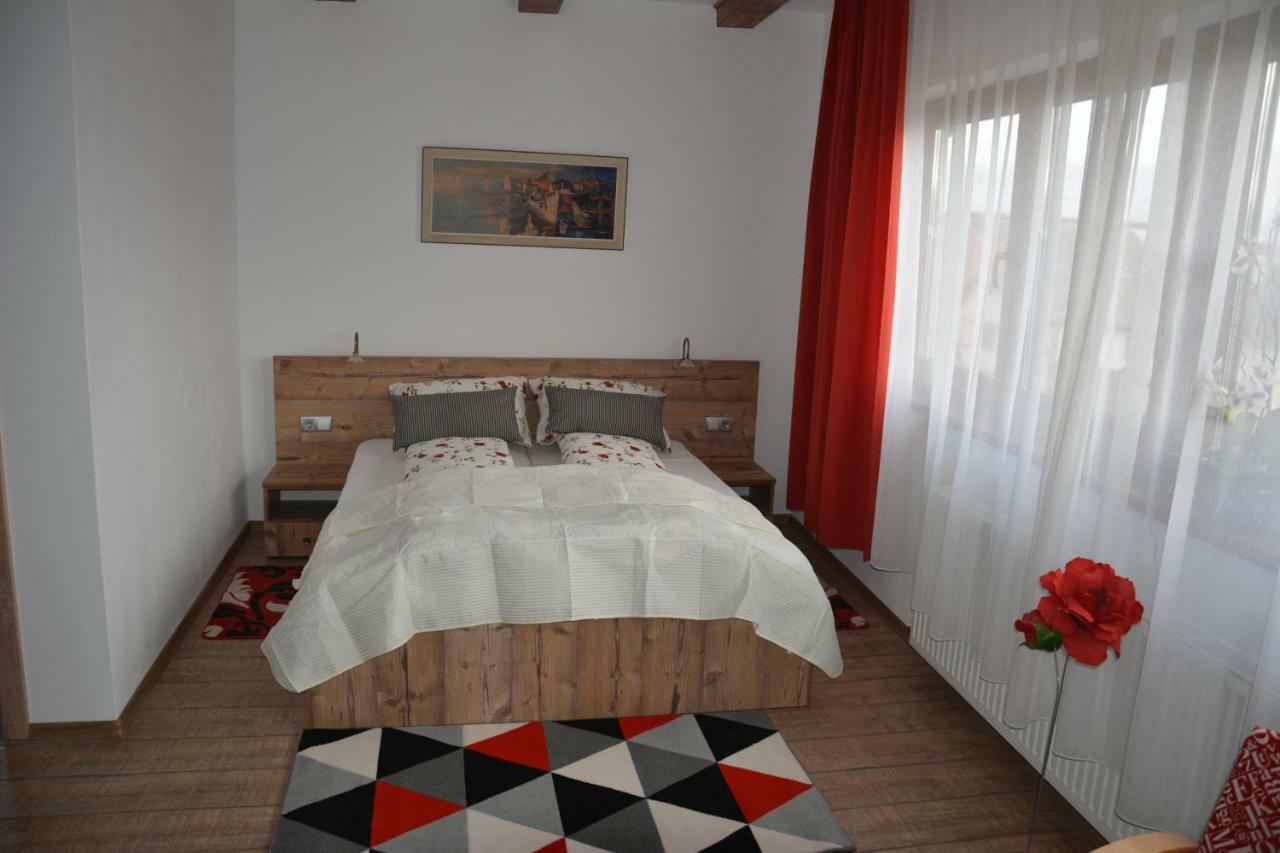 Traditions House Sibiu Extérieur photo